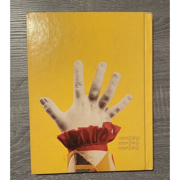 The Yellow Book of Wordplay Stories 1977 Susan Batko Hardback Vintage GOOD - Picture 3 of 9